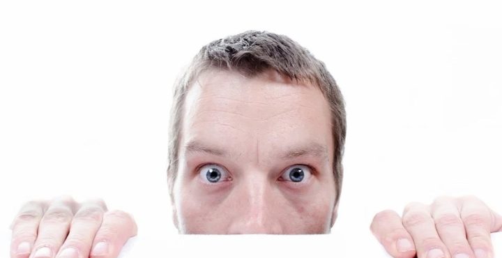 後ろめたさを隠す夫の心理